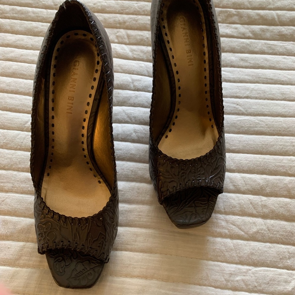 Gianni Bini Shoes